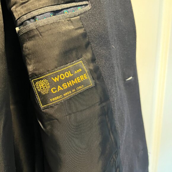 J.Crew Ludlow Wool-Cashmere Navy Coat. Size: 40S - Picture 3 of 4